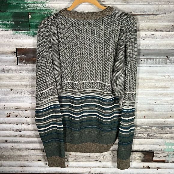 Vintage Sweater - Picture 2 of 10